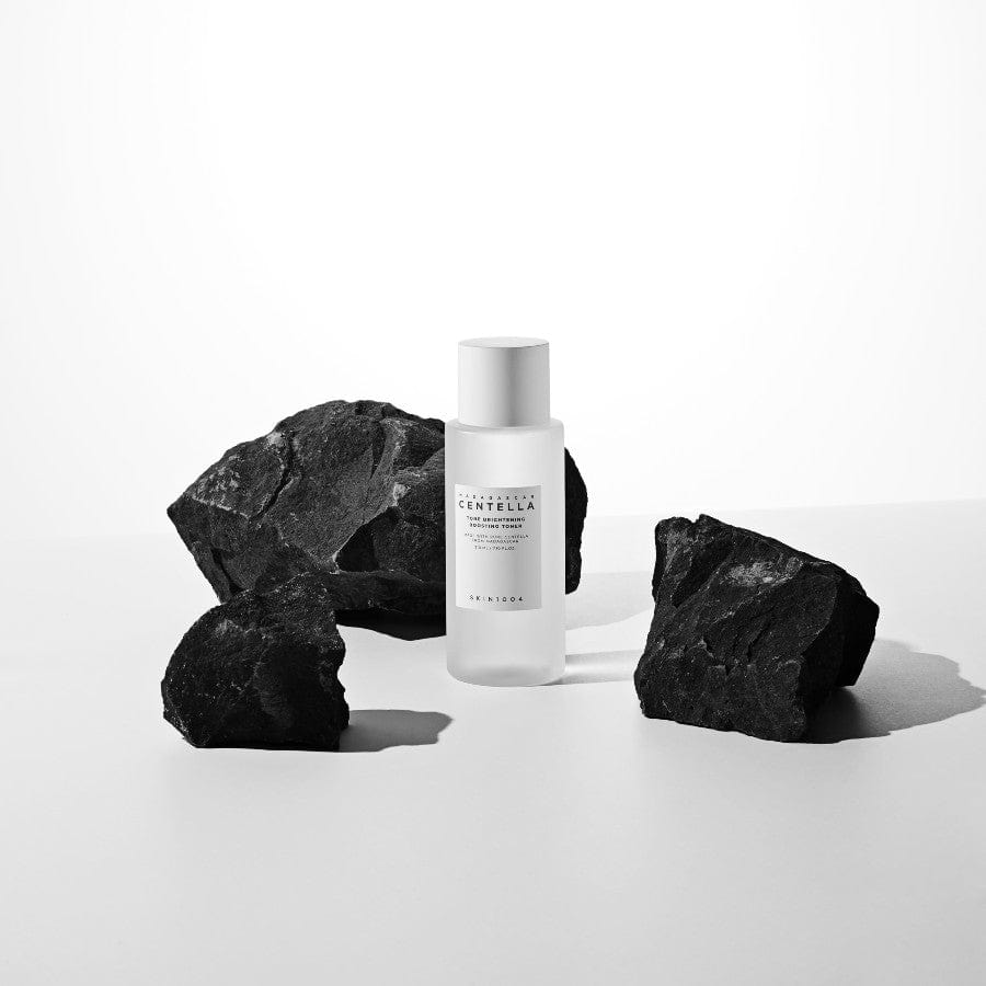 (Tonico para manchas para todo tipo de piel)SKIN1004 Brightening Boosting Toner